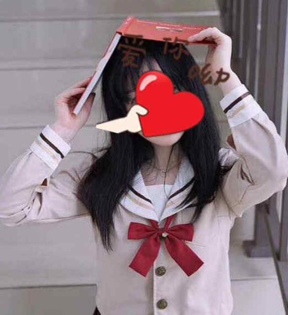 斗鱼网红主播《柠檬酱》榜一大哥私人订制