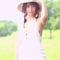 P站女神级内衣模特《JasmineJ》室外互动视频