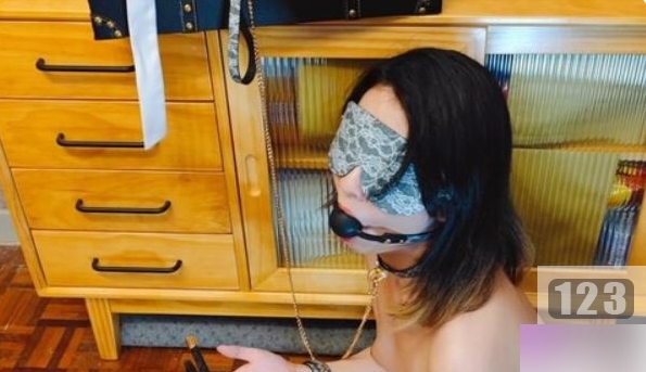 onlyfans网红(奶咪naimi)+COS万圣节猫娘，浓妆艳抹魅力四射，+21年最新合集