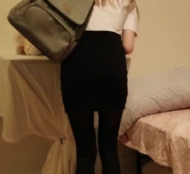 米老头少女偷偷闯入睡觉的13V3.2G商品