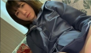 清纯学生装小姐姐齐K双D1V-1G