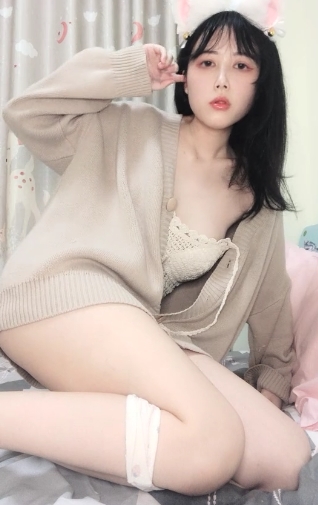 清纯系小小女孩独家首发1V500M高清视频