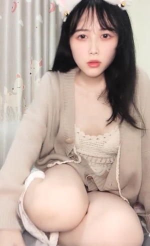 清纯系小小女孩独家首发1V500M高清视频