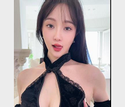 抖音网红欣桐私拍视频6V，2.6G，精选颜值身材展示