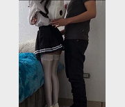 无屏障进入，弄净干净馒头15V合集（第三季）