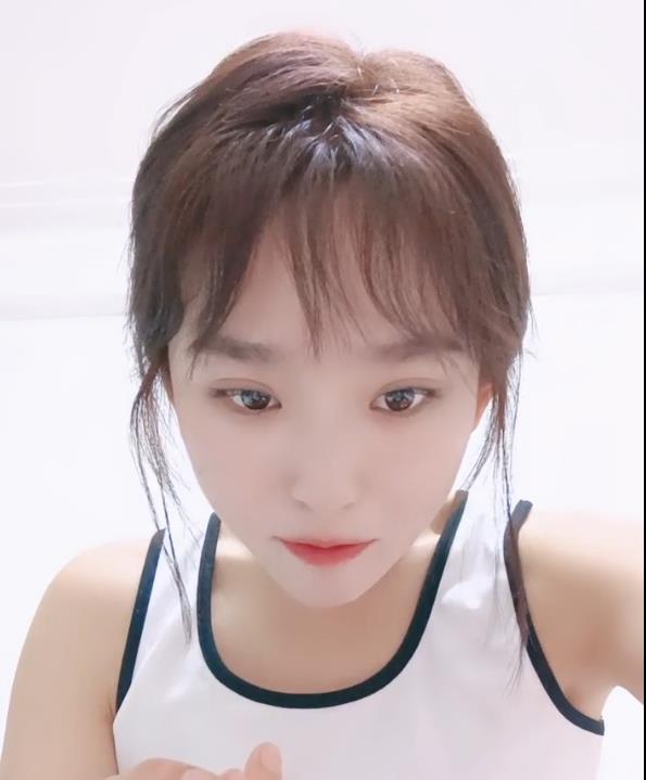 超高颜值美女：1V-1.2G视频，展现气质魅力