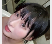 FC2系列美女N子原味撞击45分钟视频，颜值高小肉全L爆弄戴T1V-3.2G