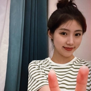 武汉大学学生杨帆的3V手机，236M内存，百度云服务