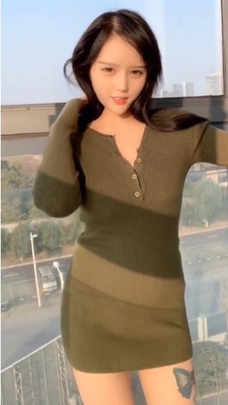 快手网红穿云音绝版稀缺合集，性感风格引燃粉丝热情