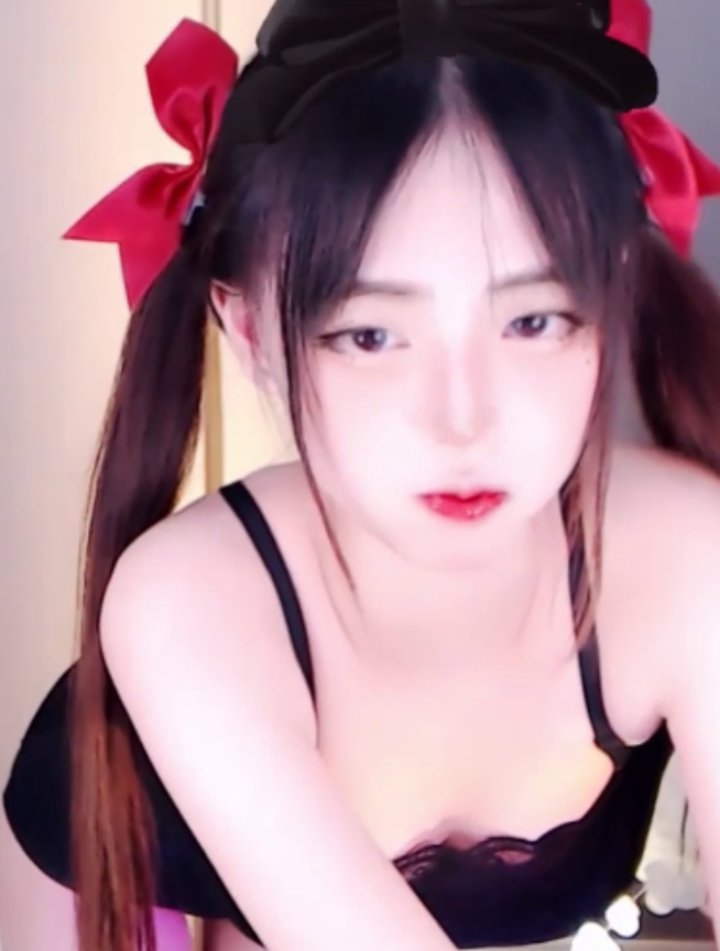 CC福利嫩妹椰羊妹妹热舞洗澡特写，8个视频总774.27MB，百度盘下载