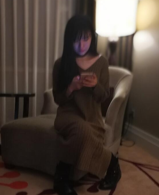 runa酱5000元事件揭秘：2G老资源交易真相视频曝光，群里八卦聊天揭秘