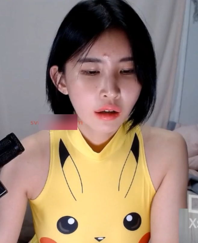 韩国主播ekgp：H级丰乳胖臀御姐甩奶，17.4GG高清按摩视频