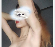 推特福利姬：奇怪女人合集，小视频+图集，大学宿舍内不露脸身材圈粉，网袜妹妹粉嫩观看下载