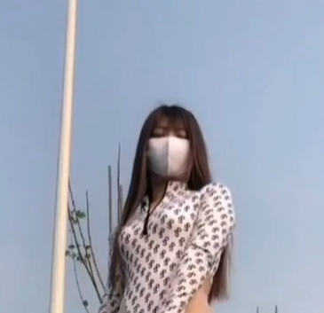 柚柚琪宝：高端定制热舞美女主播，20支舞蹈视频总大小2.25G