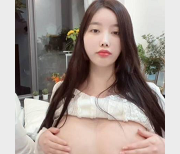 杨晨晨熟女车灯妹子社保视频大放送！2V，704M等你来观赏