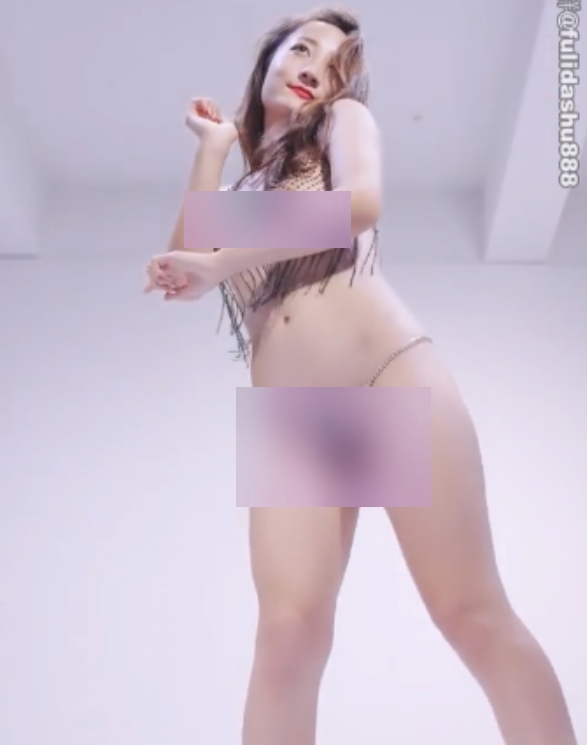 石头花：露脸反差婊热舞视频合集，放飞自我卡点百度盘富强