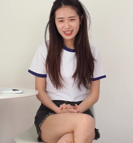 雯姐足系列：美女脚踩饼弄，画质超高1V，百度盘下载