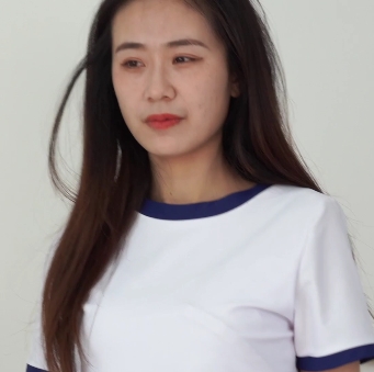 雯姐足系列：美女脚踩饼弄，画质超高1V，百度盘下载