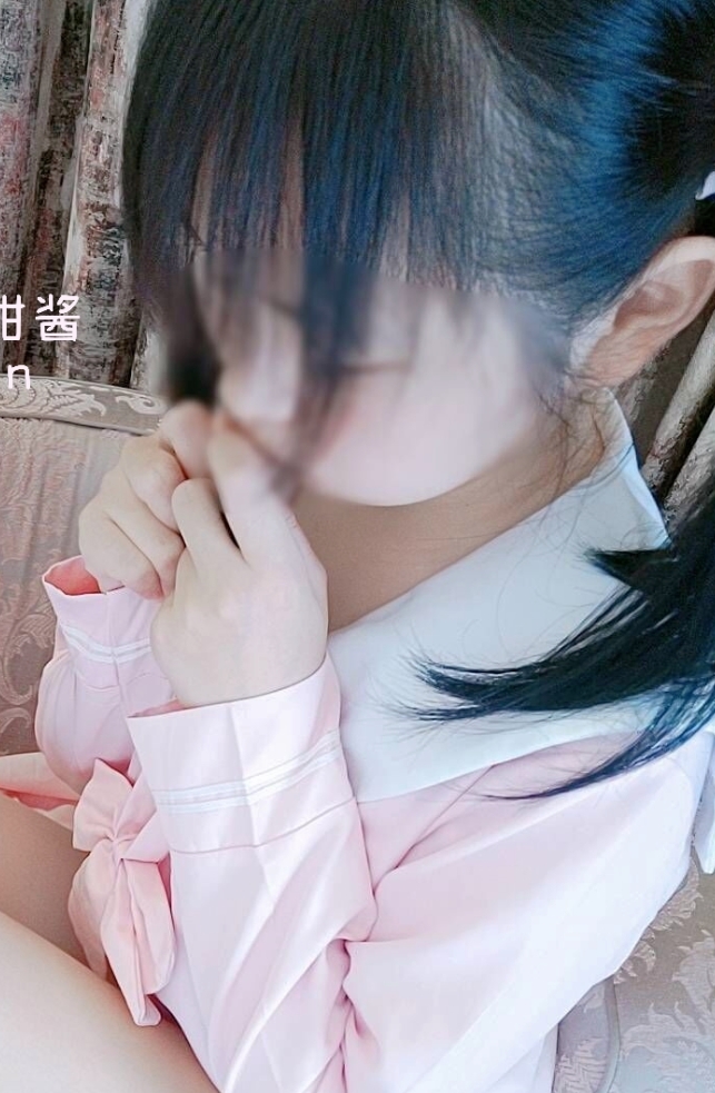 赛高淋酱双马尾超嫩妹子视频合集：5V26三人游，百度盘下载，1.92G大小