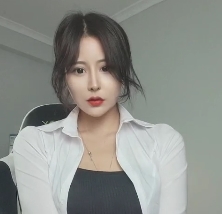 斗鱼主播lili莉莉丝定制42V视频，百度云资源下载，百度盘上线