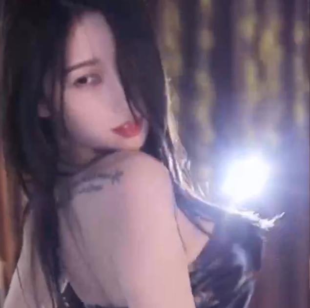 虎牙高颜值主播联合直播！28V，4G资源，舞蹈完美展示正恒韵子&林软软强强联合