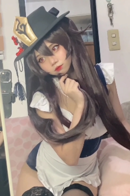 Chescakeuu兔女郎原神胡桃视频合集，十五分钟精彩给作！