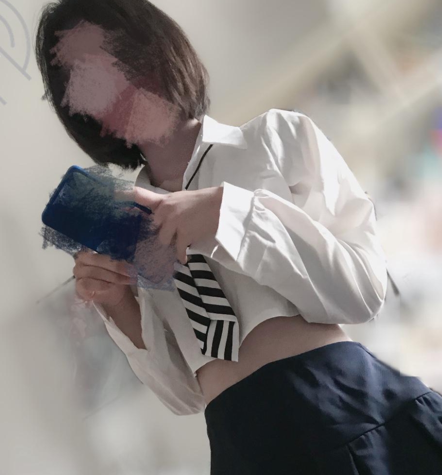 兄妹乱来大神：端午回家草妹妹0.6G视频