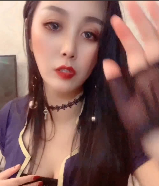 65V7.87g：瞬间爆炸的快手视频大神，60多万粉丝疯狂收藏！