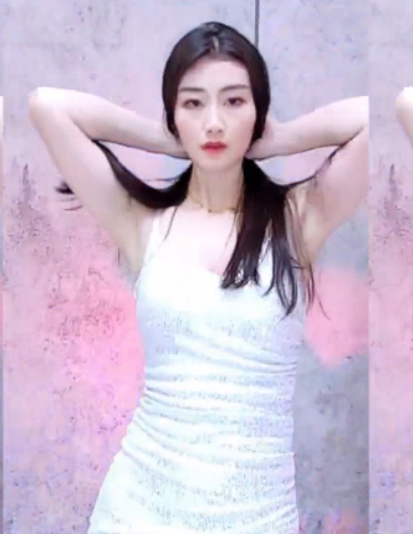 虎牙土豪定制26v3.8g：李遇安展示游戏技巧，收藏量飙升！