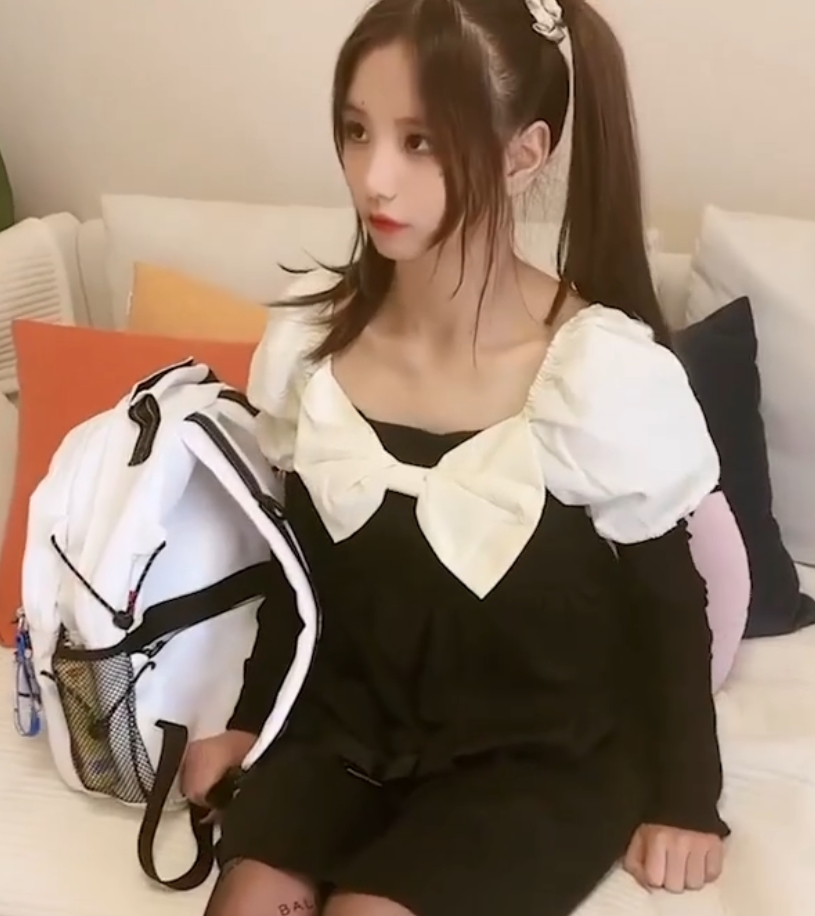 女星阿雅：百度ED2K收藏量破200，娜美女仆陪玩视频备受追捧
