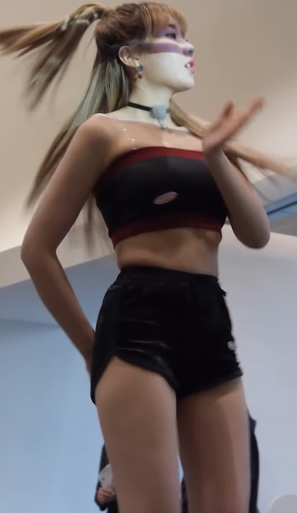 女团成员韩雅热舞视频下载，17分钟3.2GB，粉丝疯狂收藏