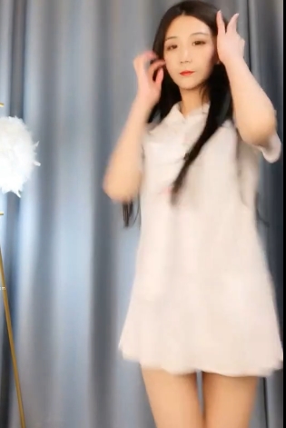 花椒女主播涵老师作品合集：高颜值精彩内容一网打尽