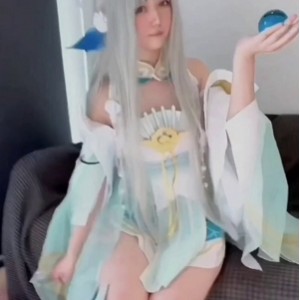 推特COS博主北池阁听MN 57v35.2g