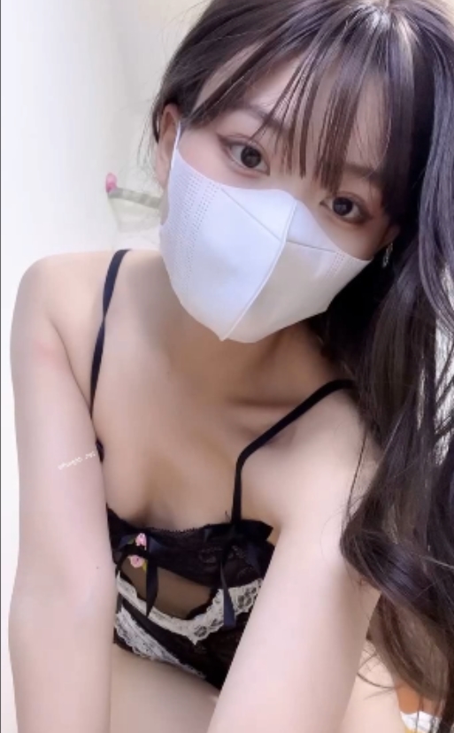 福利姬桃子taotao7481最新合集36V3.87G，百度ED2K收藏490