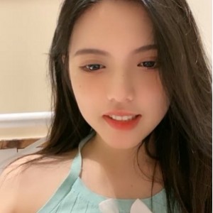 学生妹微信福利小辰吾妮最新合集5V6.9G，直播聊天节目