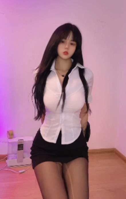 快手主播猪猪大哥高级群福利全网最全51V1G，永久链接失效不补