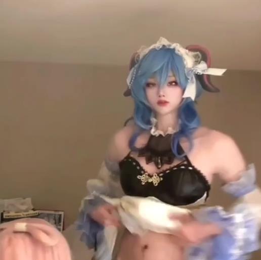 伪娘平台trc521优质最新甘雨心海COS自拍不露脸车灯合集9分钟2V142M