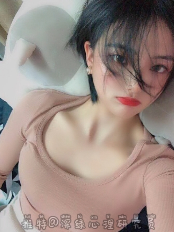 抖音风剪辑合集83V15G，绿帽绿母多作者，精彩不断！