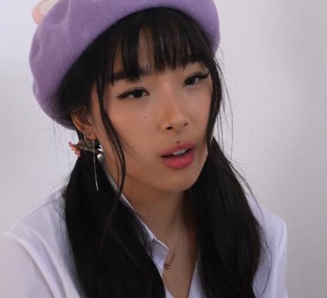 亚裔自拍YElleLee最新合集5V6.9G，合作黑鬼，精彩内容尽在其中