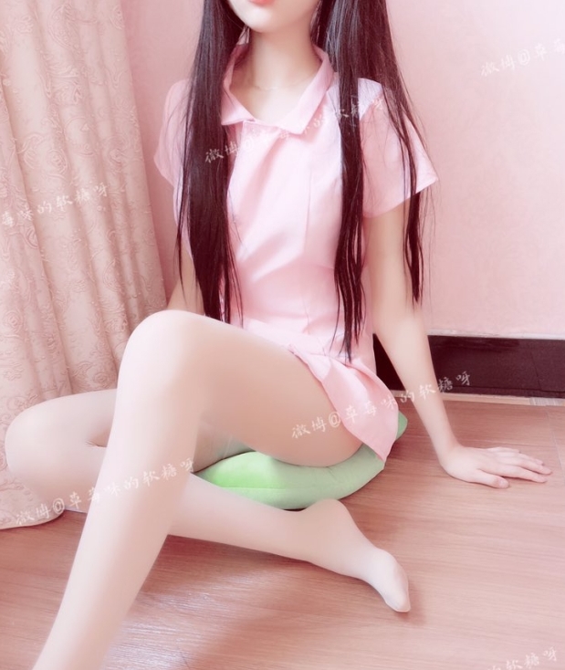 人气微博网红草莓味的软糖最新清晨白露黑色运动精品定制合集1V未知G，时尚运动风