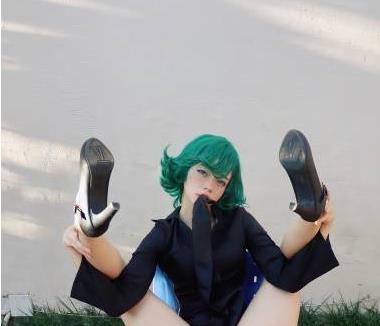 OnlyFansMe1adinha欧美傻女龙卷Cos91V2.2G诱人榨汁