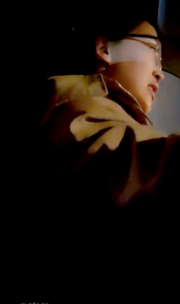 自拍瑶瑶想喷喷玩具视频8部4.68G诱人