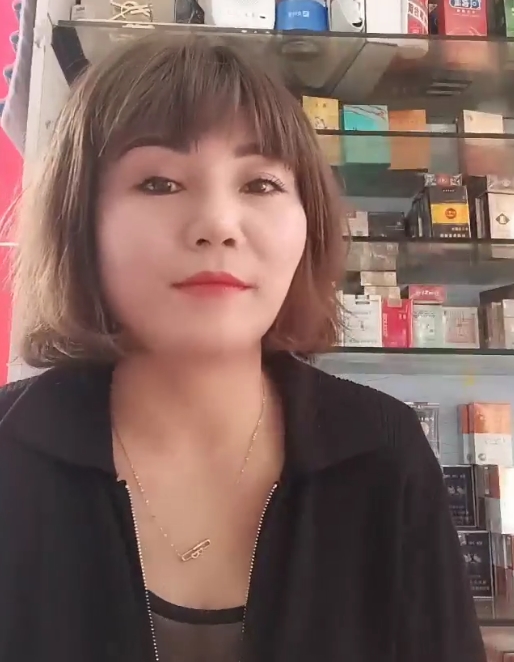 丰满熟女超市老板娘风儿轻轻的吹19部11.3G合集