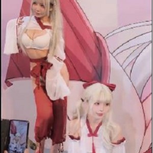 漫展湾湾COSPLAY劲爆组合13篇50GSAO翻天
