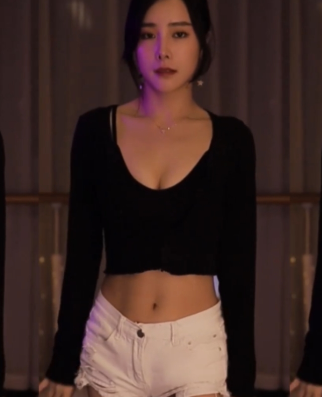 王筱沫沫B站1月热舞合集10部3.6G弹力摇