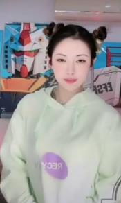 抖音一只霸王兽双镜头39部1G水手服太顶了