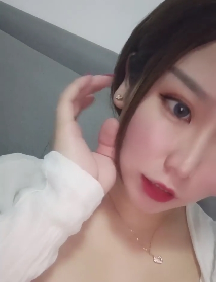 推特小桃深夜剧场22部9.3G实战教学