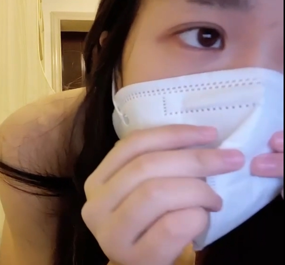 皮卡秋宿舍自拍172v美臀丝袜5.22G女大学生寝室实录