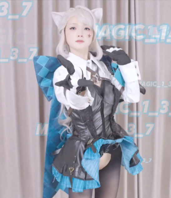 P站埋导演经典cos精选7部3.08G神还原