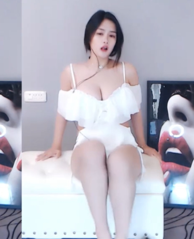 诱人蓝妹儿虎牙私人定制14部774M